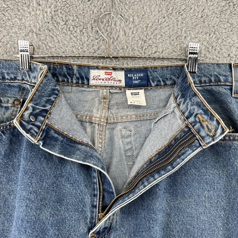 Levi's Men's Vintage 540 Relaxed Fit Blue Jeans Size 38x30 (37x30 Act) Brown Tab